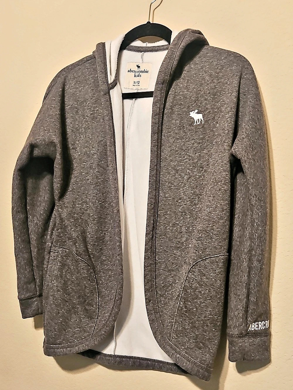 Abercrombie Kids Girls 11/12 Gray Hooded Jacket Like New